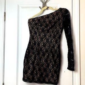 Twenty One black lace one-sleeved dress with sheer lace sleeve and tan liner